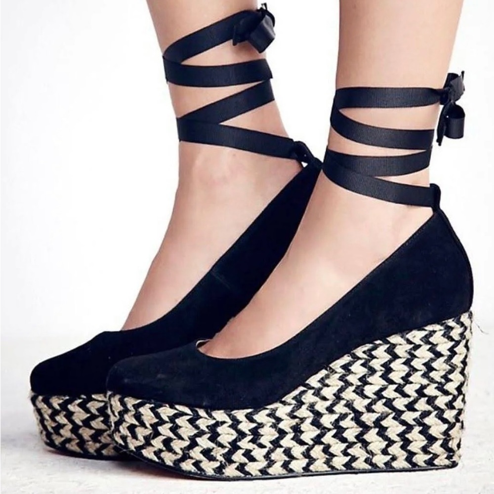 Free People Shoes Charade Espadrille
Platform Wedge Pump Black Suede Size 9/ 40